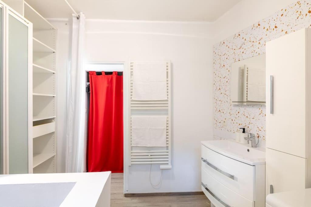 Le Studio De La Cathedrale Apartment Beauvais Luaran gambar